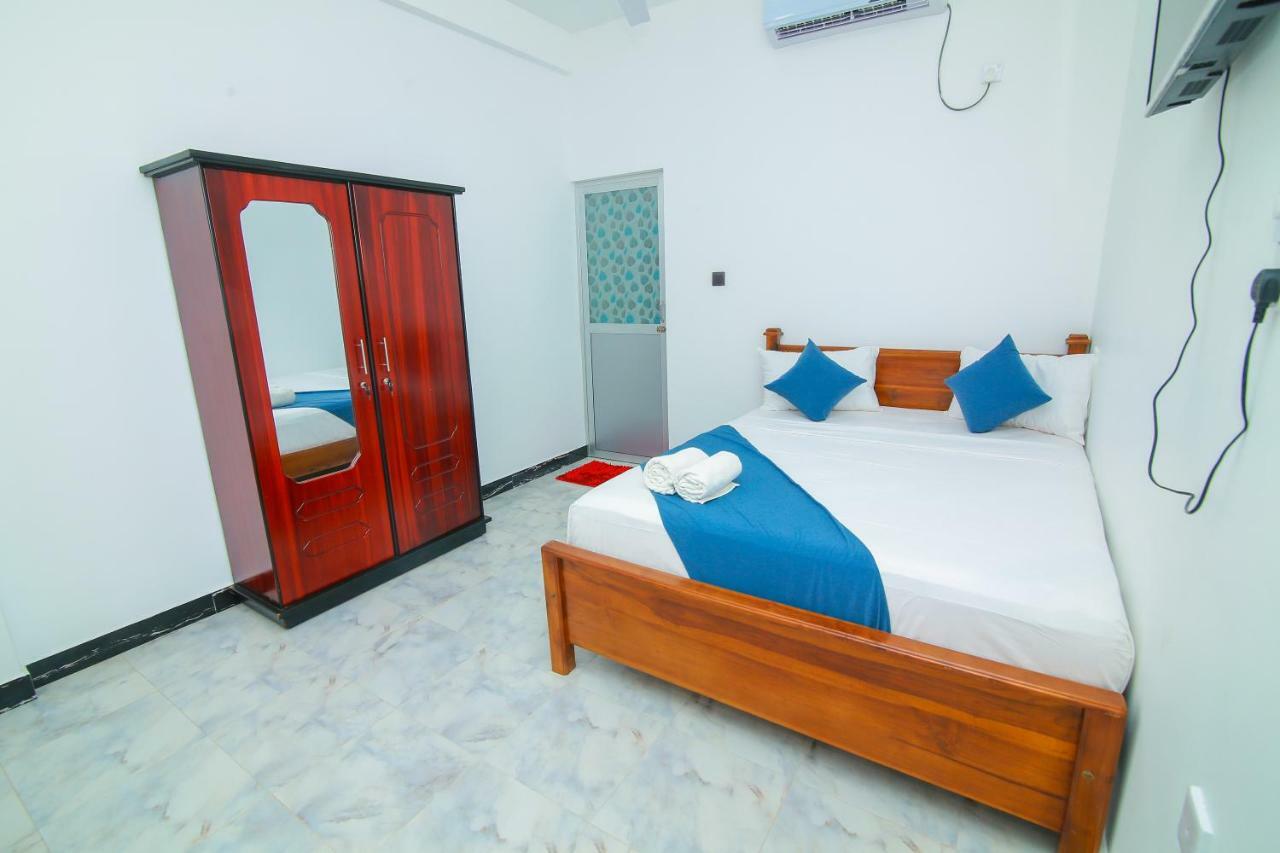 Hotel Sun Blue Uppuveli Bagian luar foto
